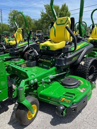 2026 John Deere Z960M Equipment Image0