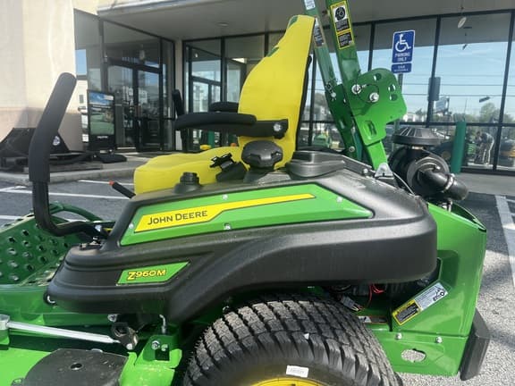 Image of John Deere Z960M equipment image 2