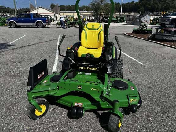 2026 John Deere Z970R Equipment Image0