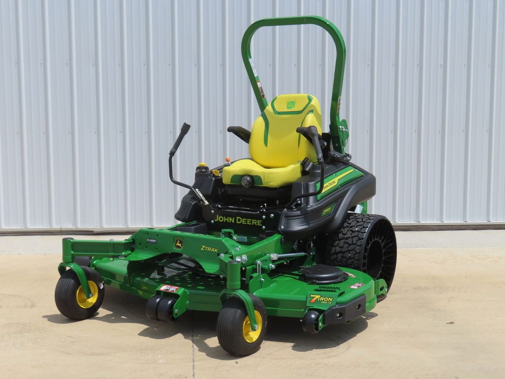 2026 John Deere Z985R Equipment Image0