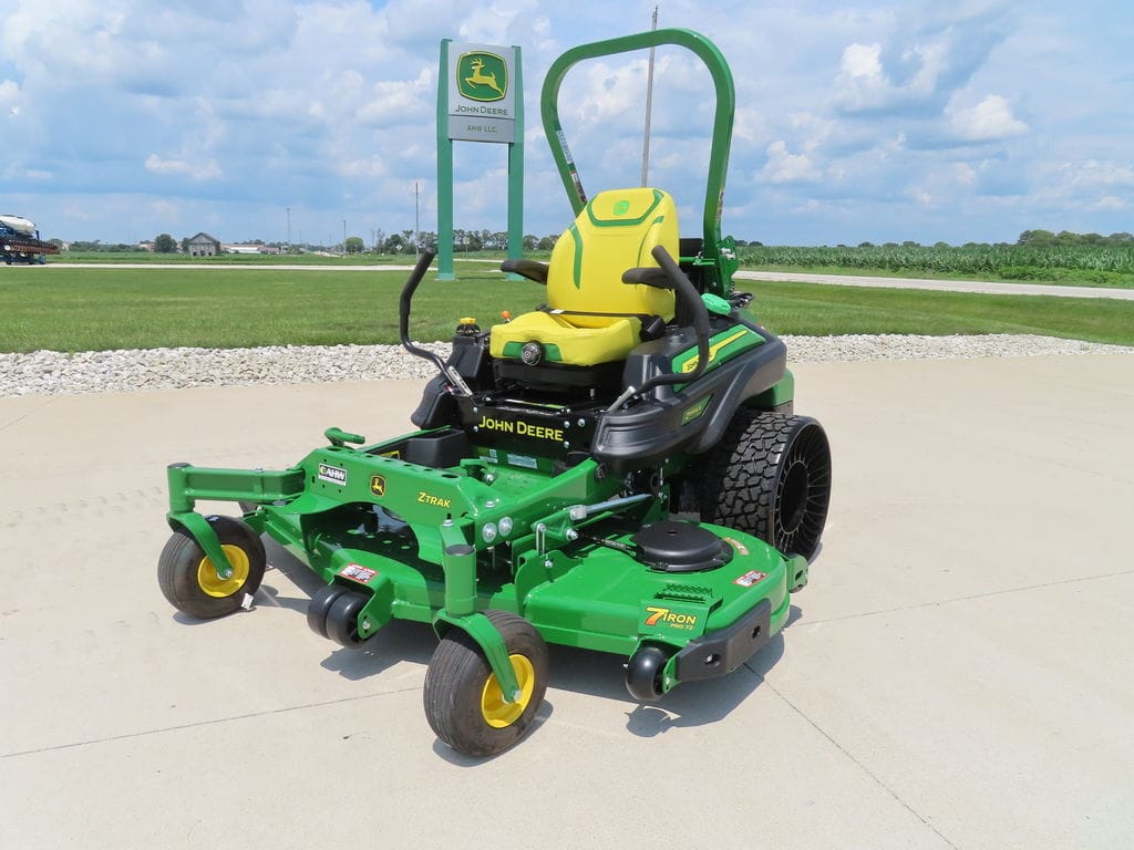 2026 John Deere Z994R Equipment Image0