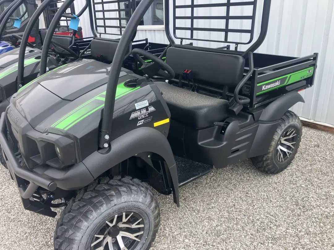 Image of Kawasaki Mule SX 4x4 XC LE Primary Image