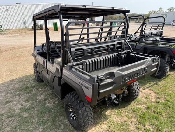 Image of Kawasaki Mule Pro FXT equipment image 2