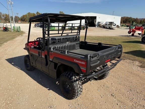 Image of Kawasaki Mule Pro FXT equipment image 4