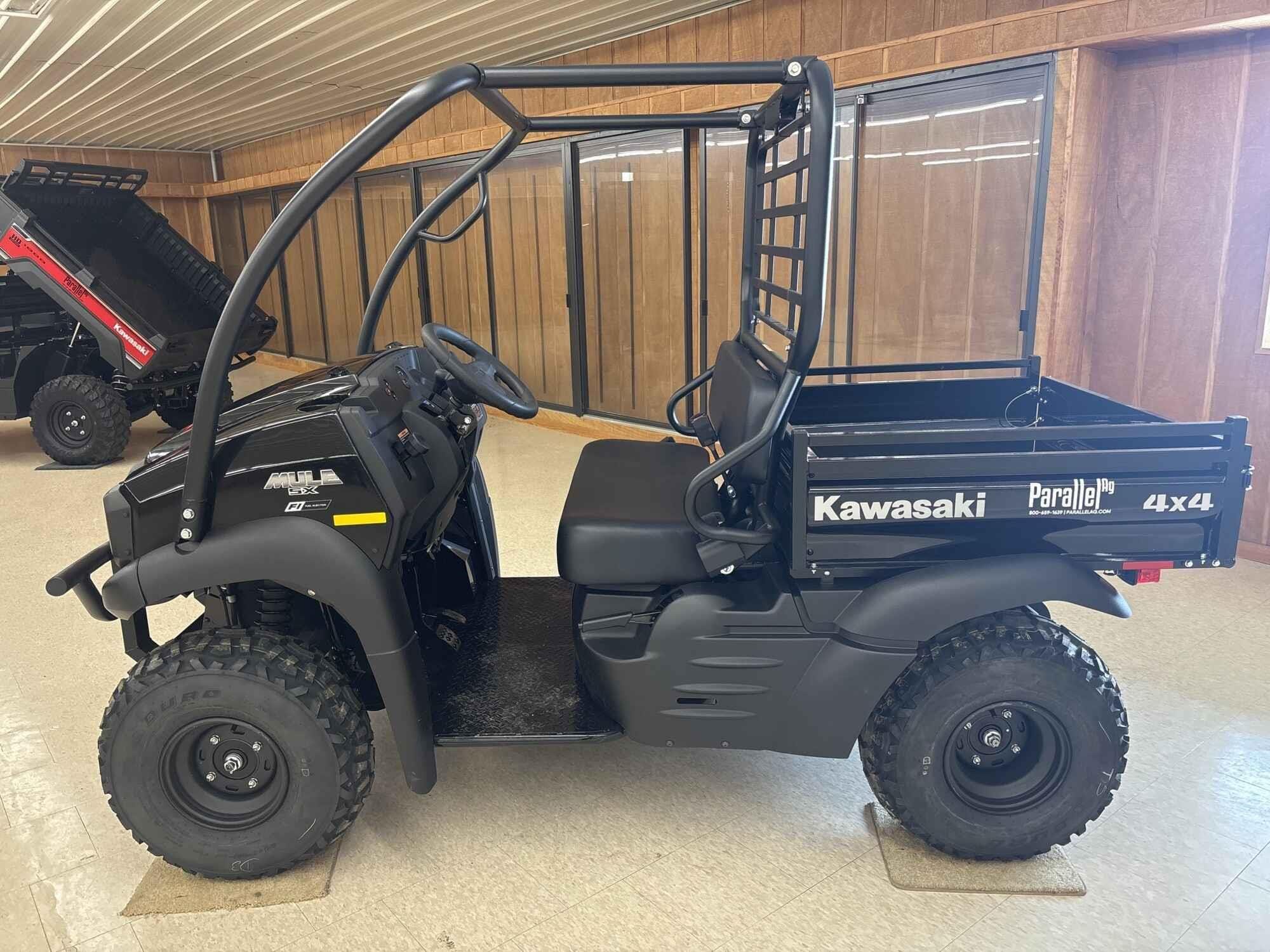 2026 Kawasaki Mule SX 4x4 Equipment Image0