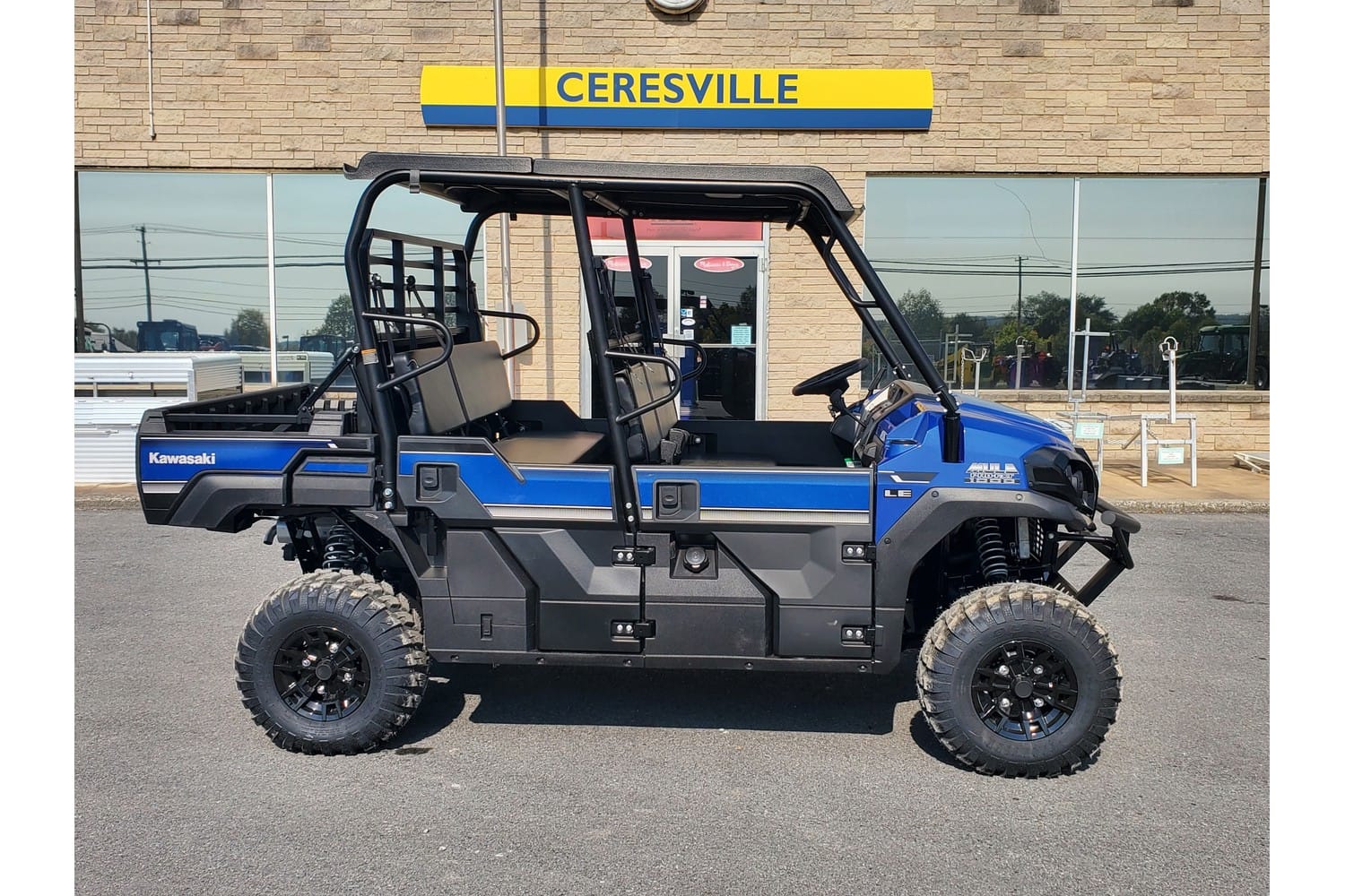 2026 Kawasaki Mule Pro FXT 1000 LE Equipment Image0