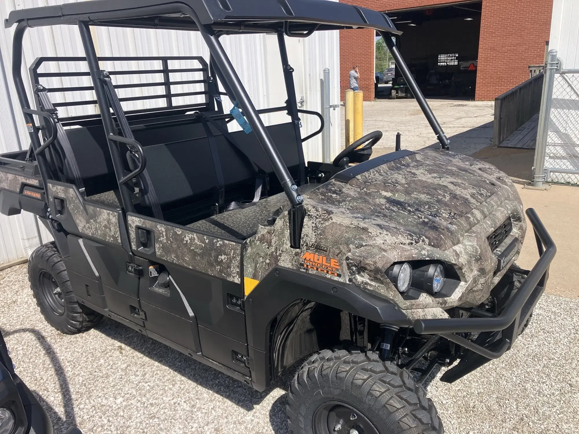 2026 Kawasaki Mule Pro FXT 1000 LE Equipment Image0