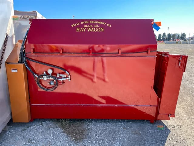 Image of Kelly Ryan Feed-R-Wagon equipment image 4