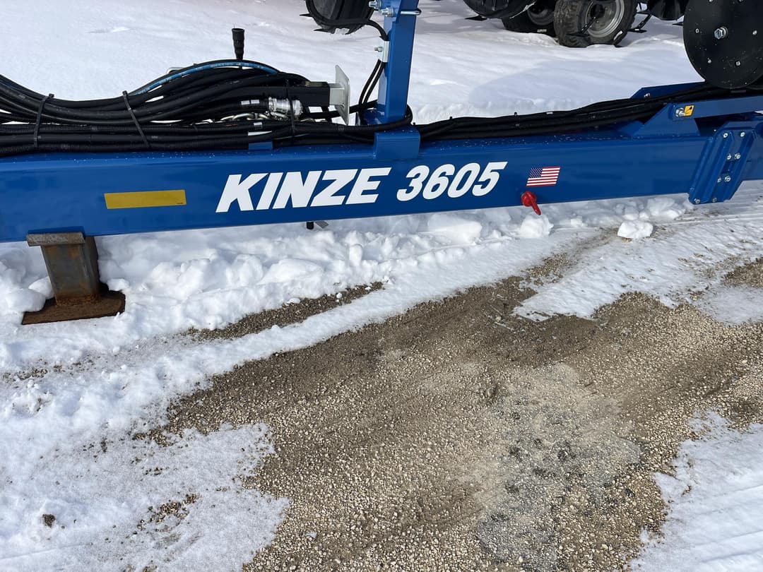 Image of Kinze 3605 Image 1