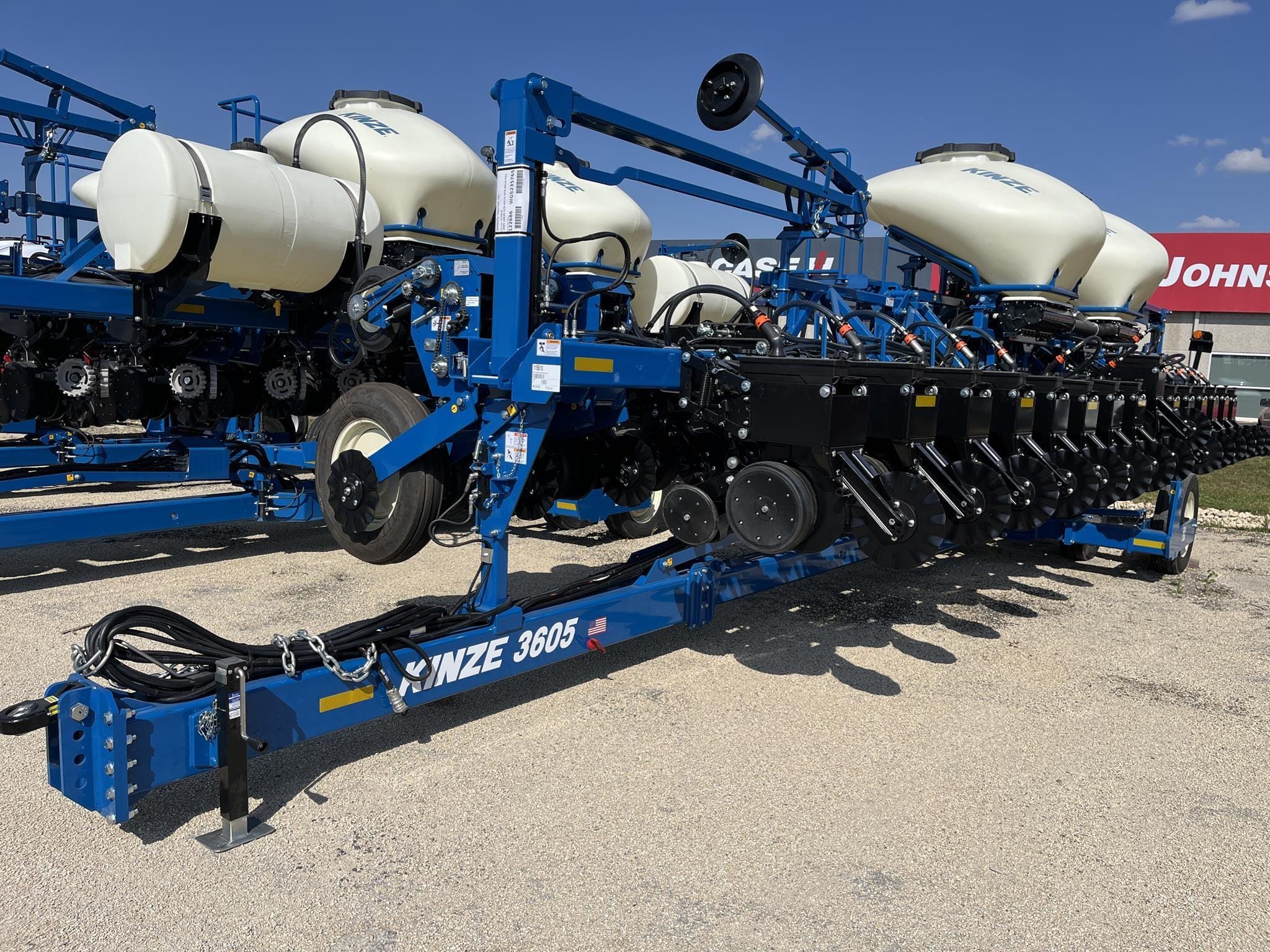 2026 Kinze 3605 Equipment Image0
