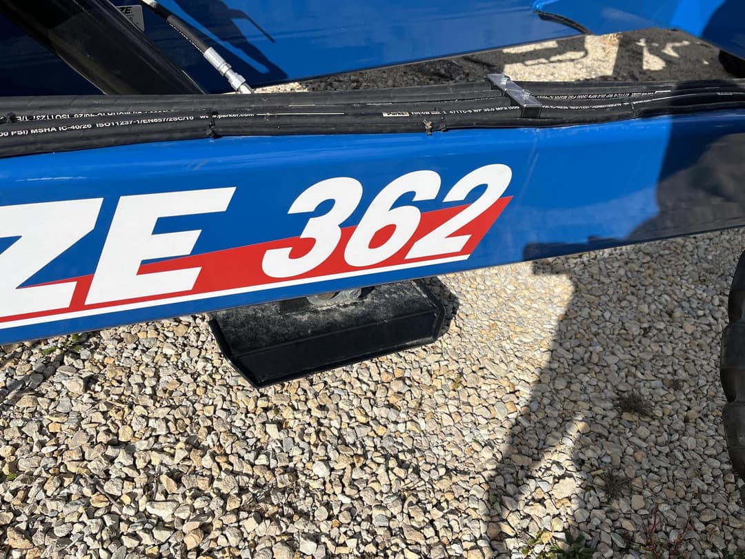 Image of Kinze Mach Till 362 Image 1