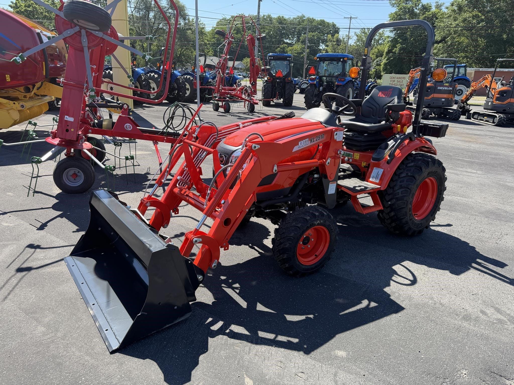 2026 Kioti CX2510 Equipment Image0