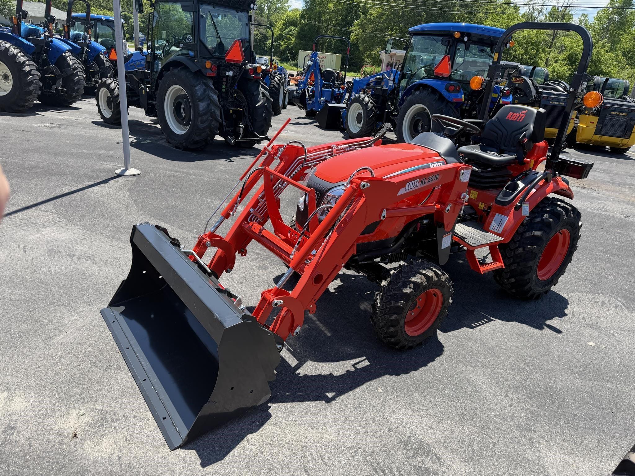 2026 Kioti CX2510 Equipment Image0