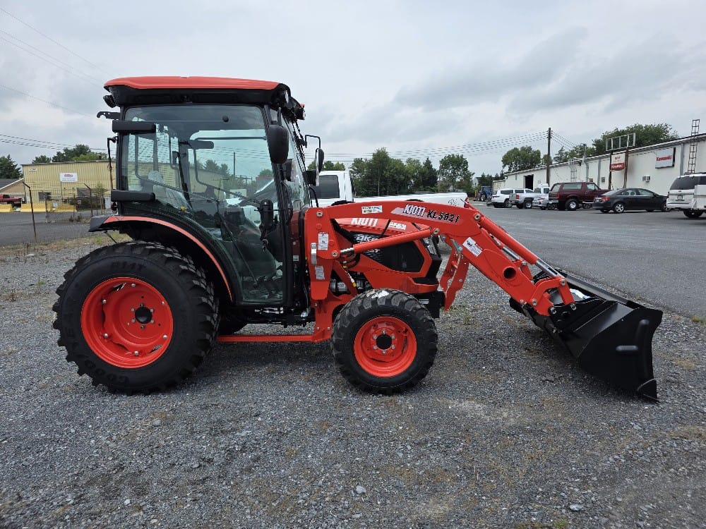 2026 Kioti DK5320SE HST Equipment Image0