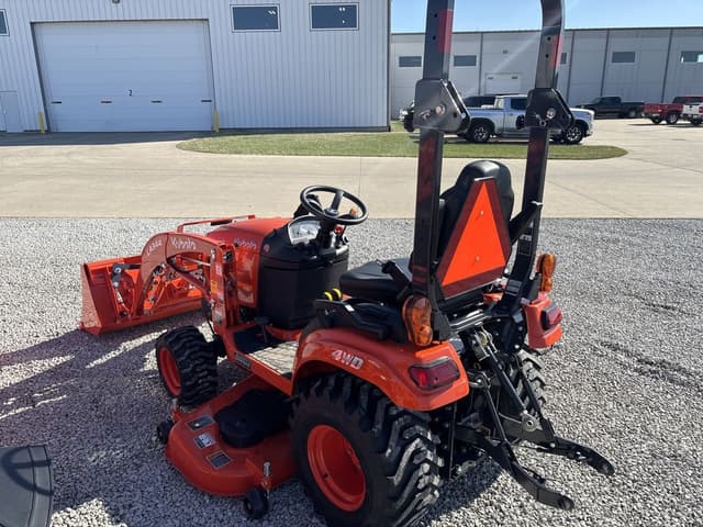 Image of Kubota BX2380 equipment image 2