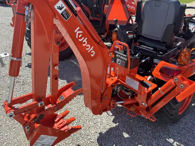Image of Kubota BX23SLSB-R equipment image 3