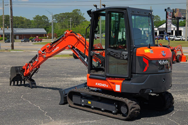 Image of Kubota KX040-5 equipment image 1
