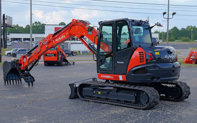 Image of Kubota KX080-5 equipment image 3