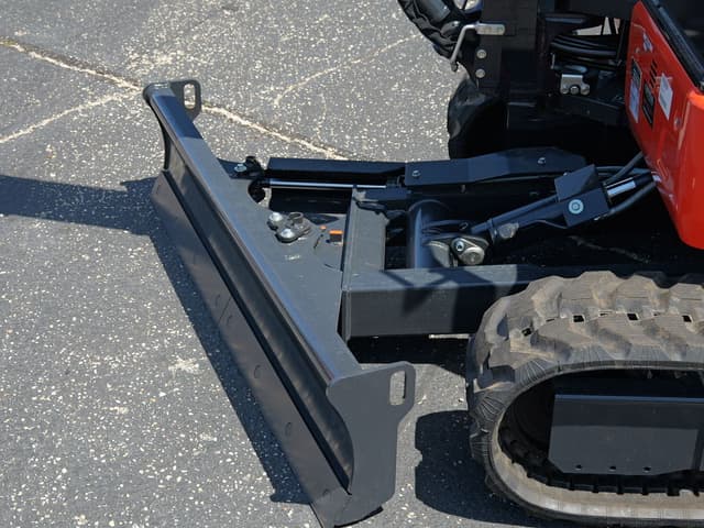 Image of Kubota U35-4 equipment image 4
