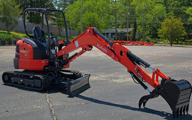 Image of Kubota U35-4 equipment image 1