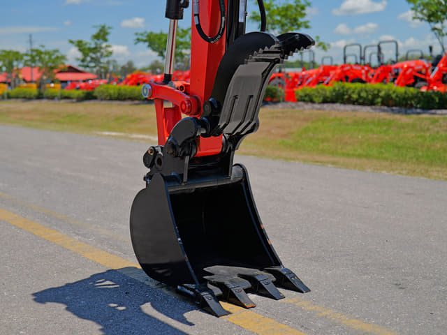 Image of Kubota U35-4 equipment image 1