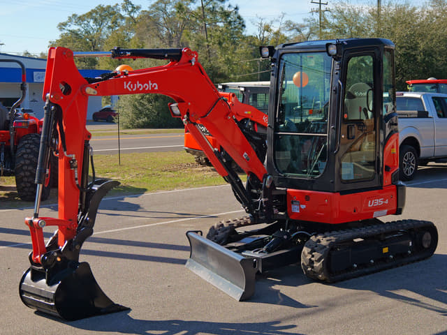 Image of Kubota U35-4 equipment image 1