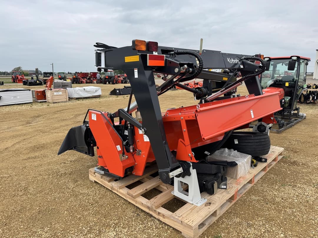 Image of Kubota DMC8032R Image 1
