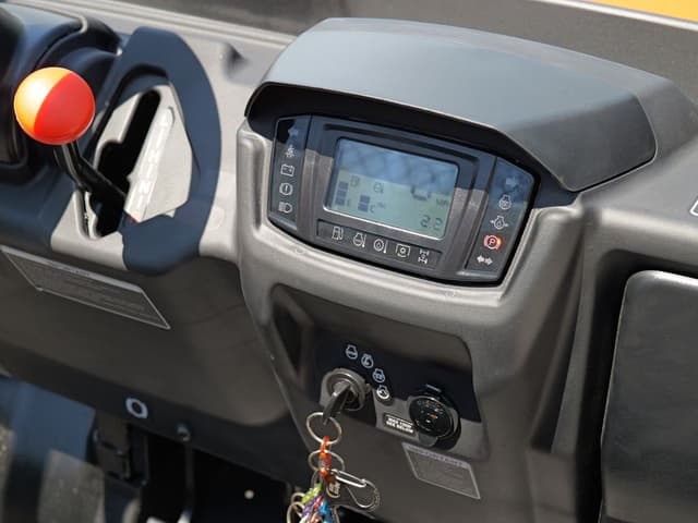 Image of Kubota RTV-X equipment image 4