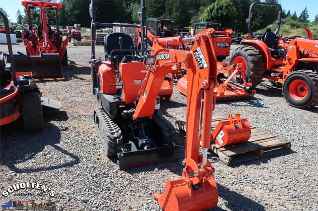 Image of Kubota K008-3T4 equipment image 1