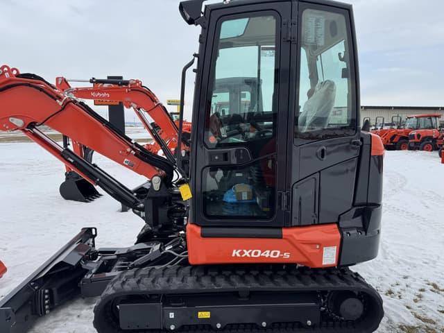 Image of Kubota KX040-5R3TP equipment image 1