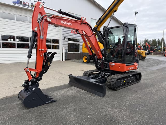 Image of Kubota KX040-5 equipment image 1