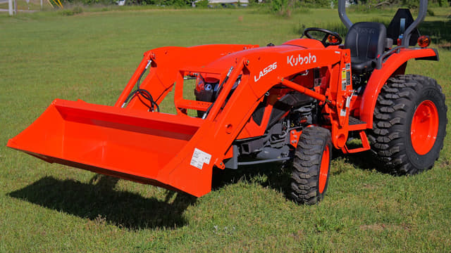Image of Kubota L3902 equipment image 1