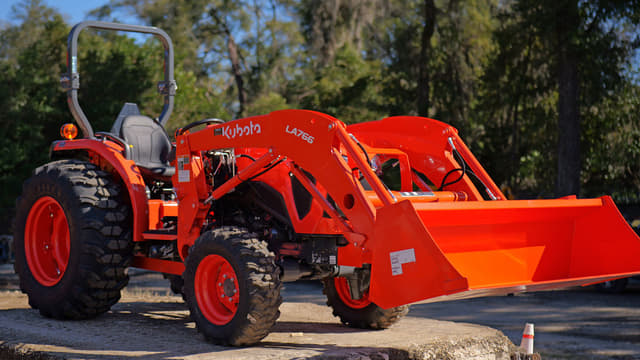 Image of Kubota L4802 equipment image 1