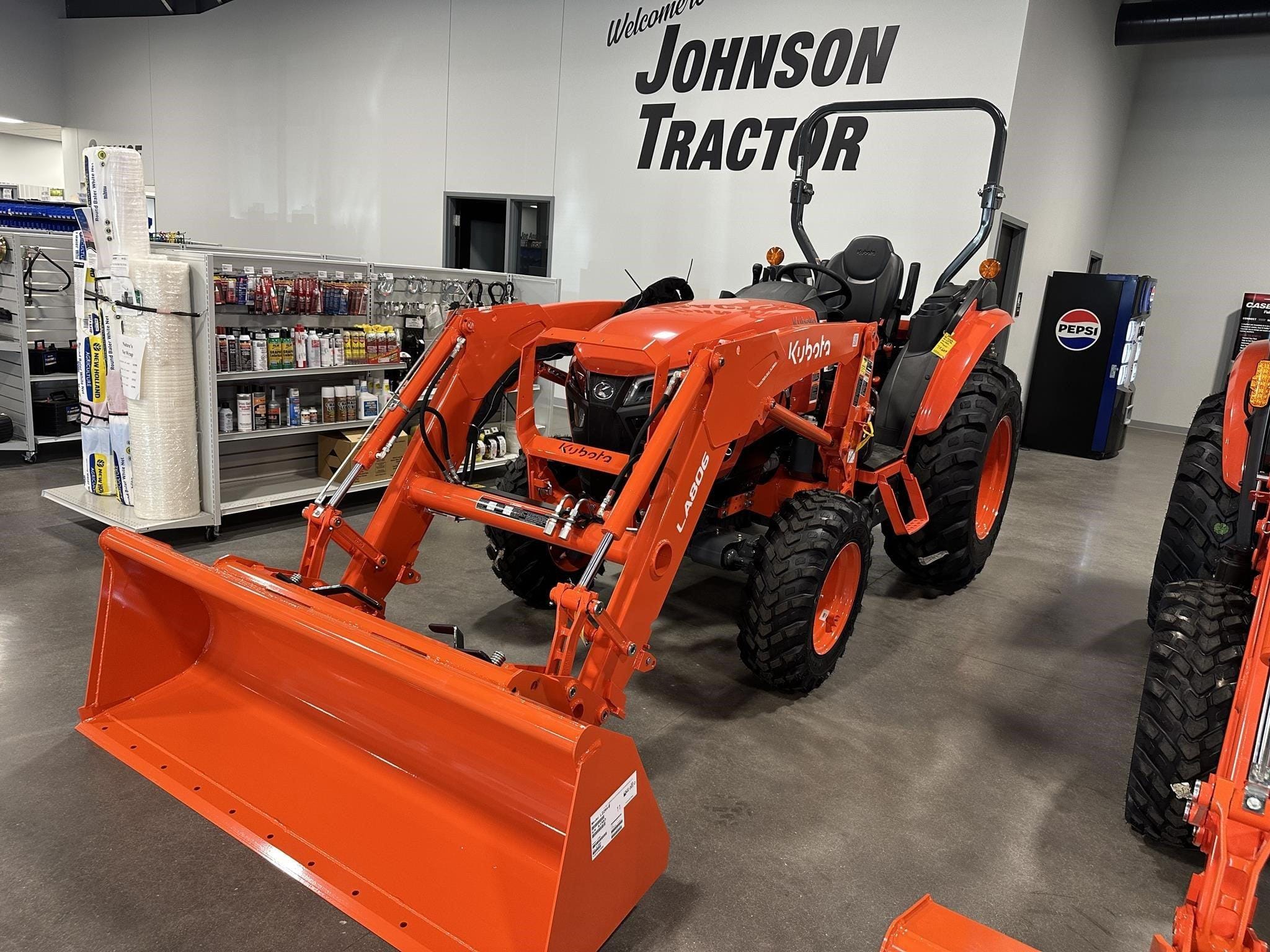 2026 Kubota L3770 Deluxe Image