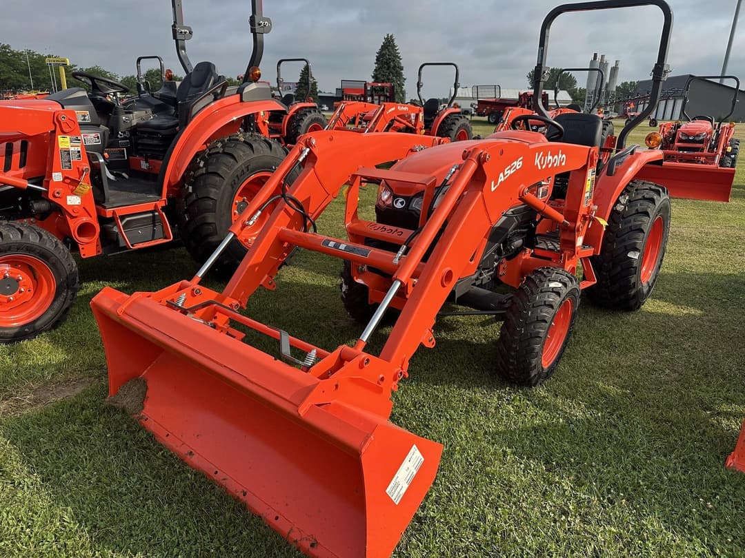 Image of Kubota L3902HST Image 0