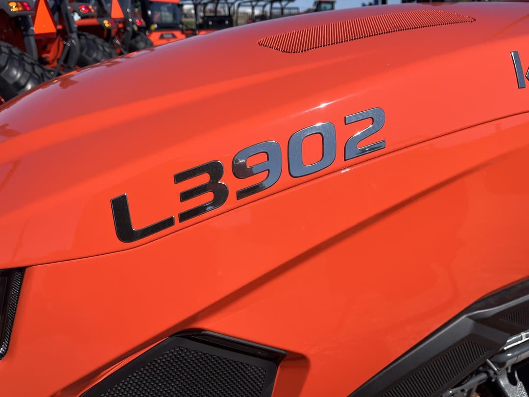 Image of Kubota L3902HST Image 1