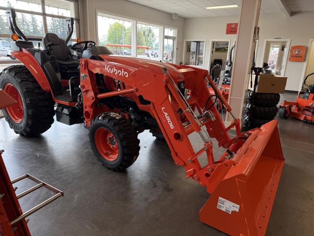 Image of Kubota L4470 Premium equipment image 3