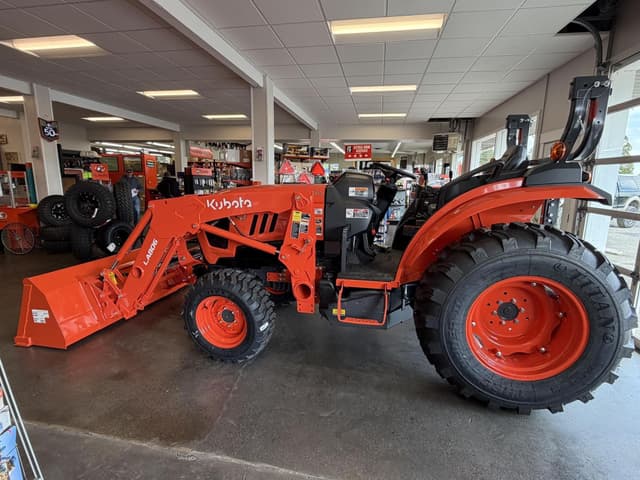 Image of Kubota L4470 Premium equipment image 1