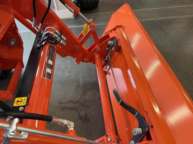 Image of Kubota L4470 Premium equipment image 4