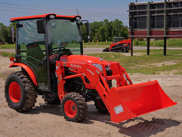Image of Kubota LX2620 equipment image 1