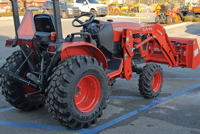 Image of Kubota LX2620 equipment image 3