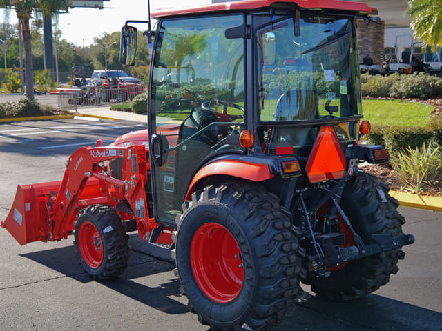 Image of Kubota LX4020 equipment image 4