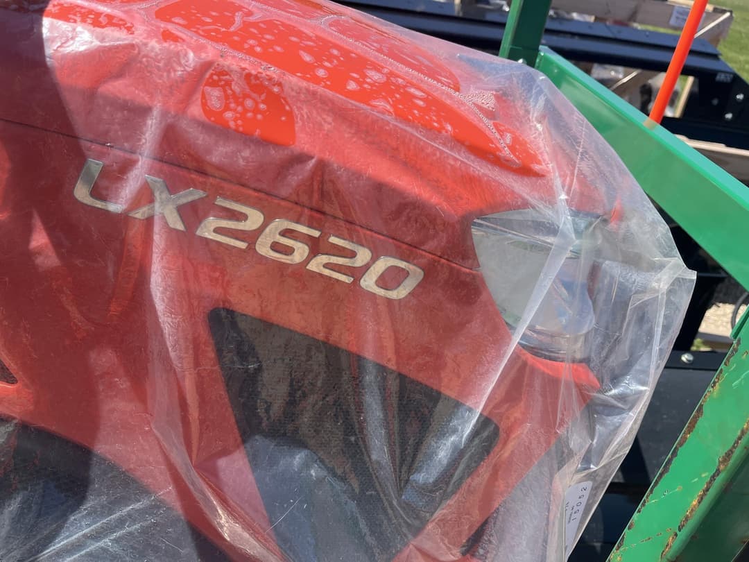 Image of Kubota LX2620HSD Image 1