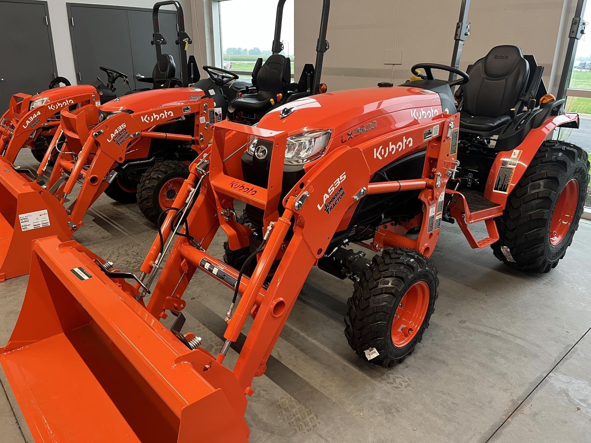 2026 Kubota LX2620 Equipment Image0