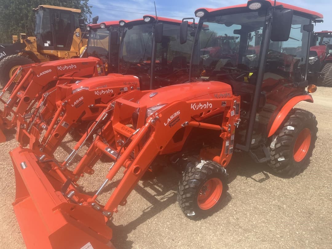 Image of Kubota LX2620HSDC Image 0