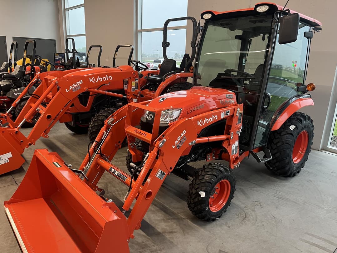 Image of Kubota LX4020HSDC Image 0