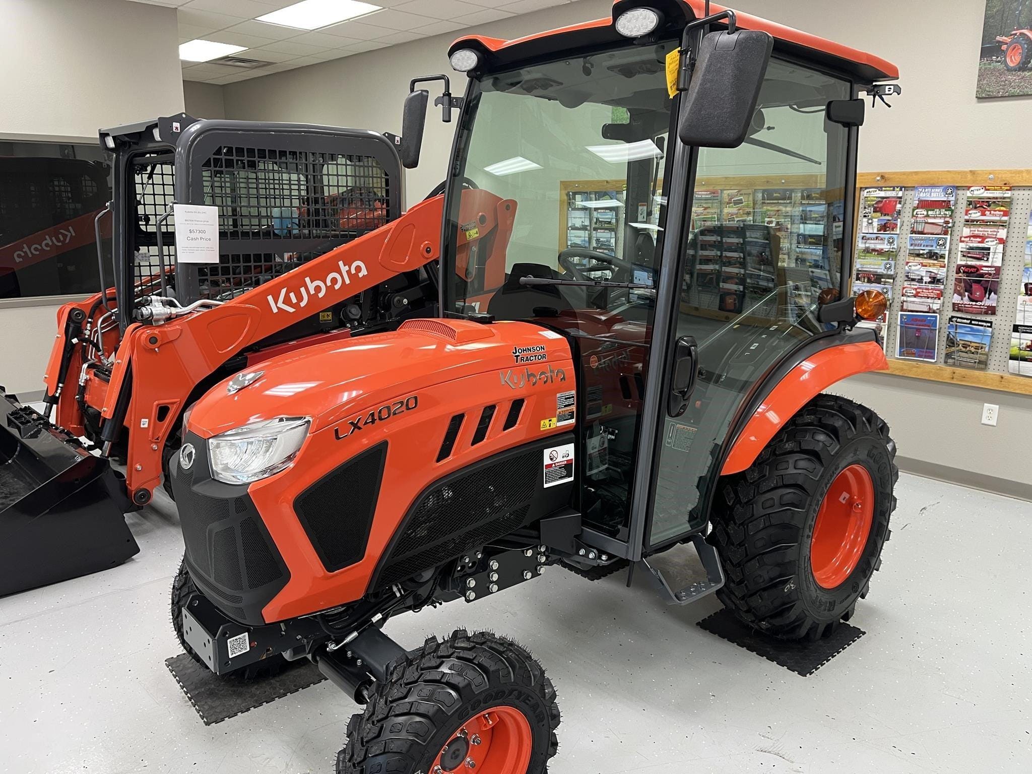 Main image Kubota LX4020HSDC