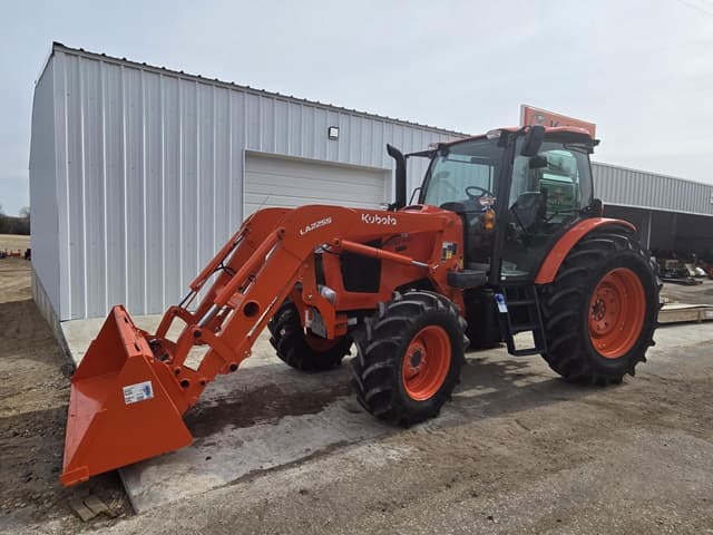 Image of Kubota M6-141 equipment image 1