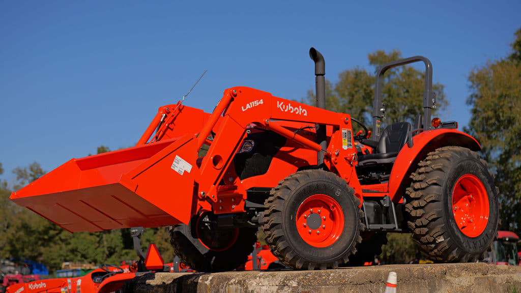Image of Kubota M7060 Primary image