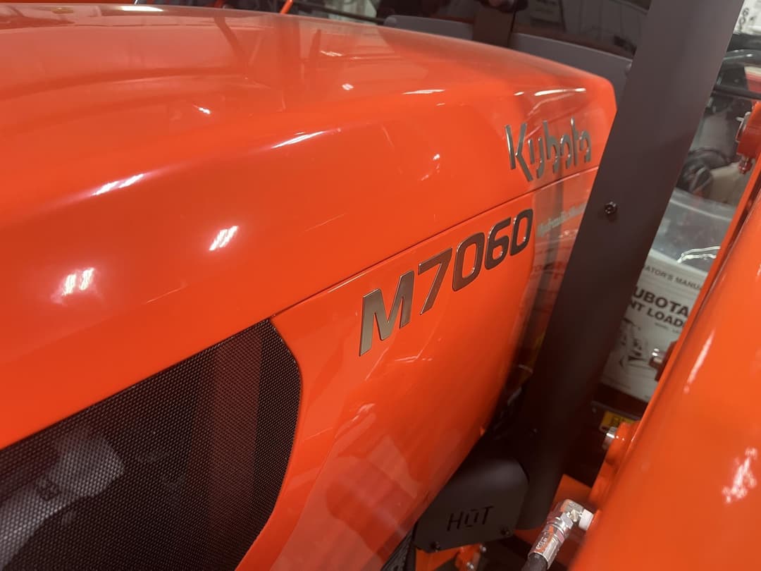 Image of Kubota M7060HDC12 Image 1